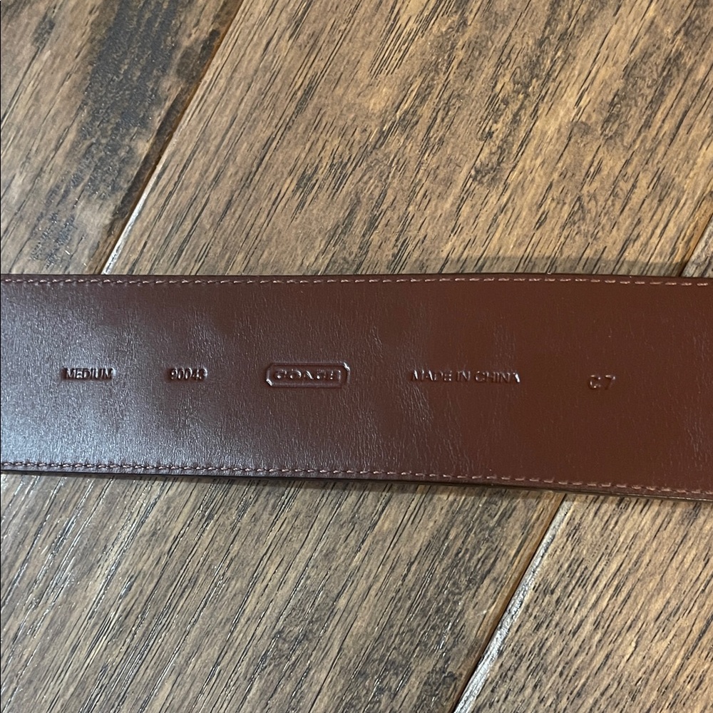 Coach Brown and Tan Belt with Gold Hardware - Picture 7 of 11